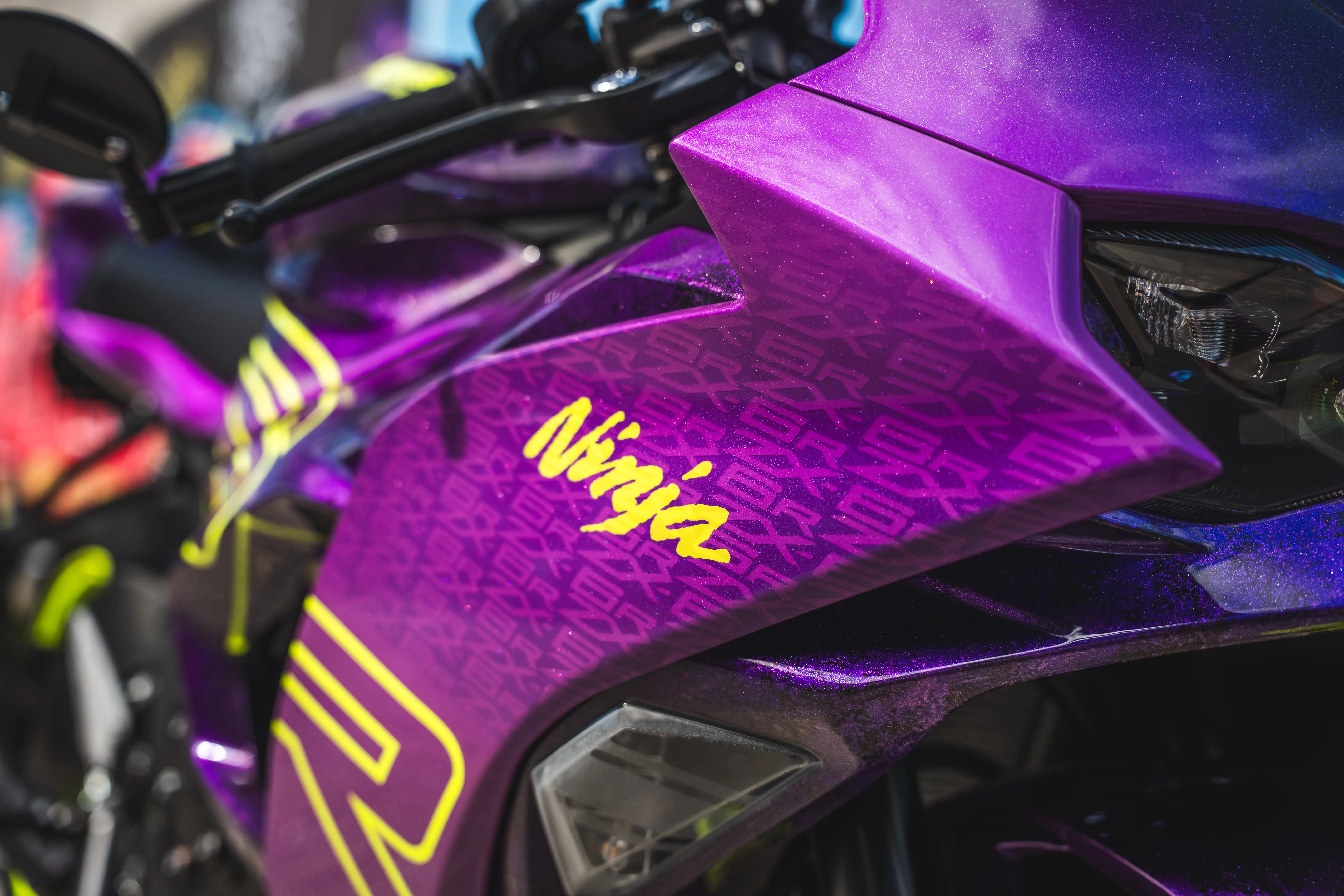 Ninja ZX-6R / Full Custom