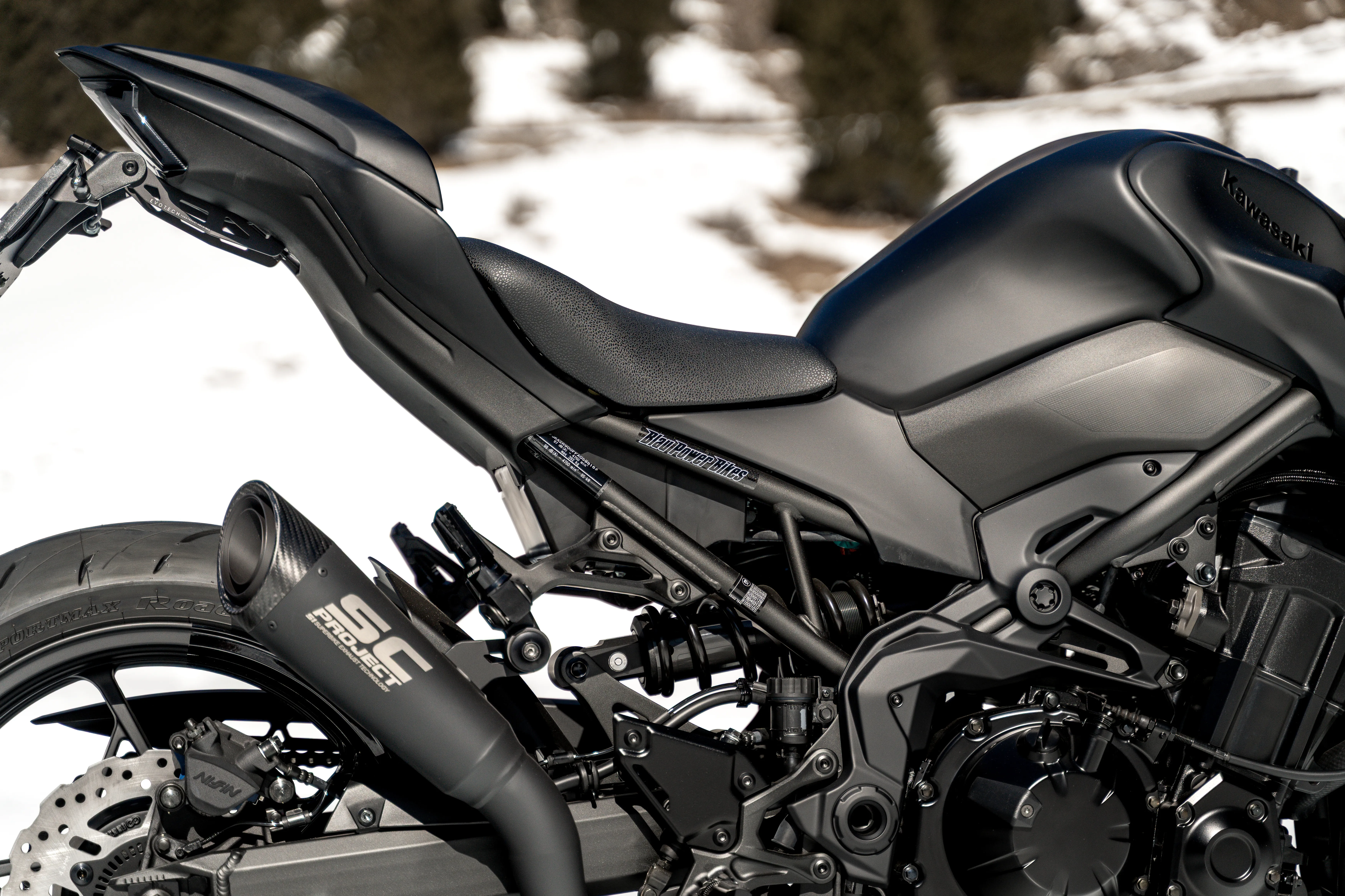 Z900 / MY23 2-Face Black-Edition