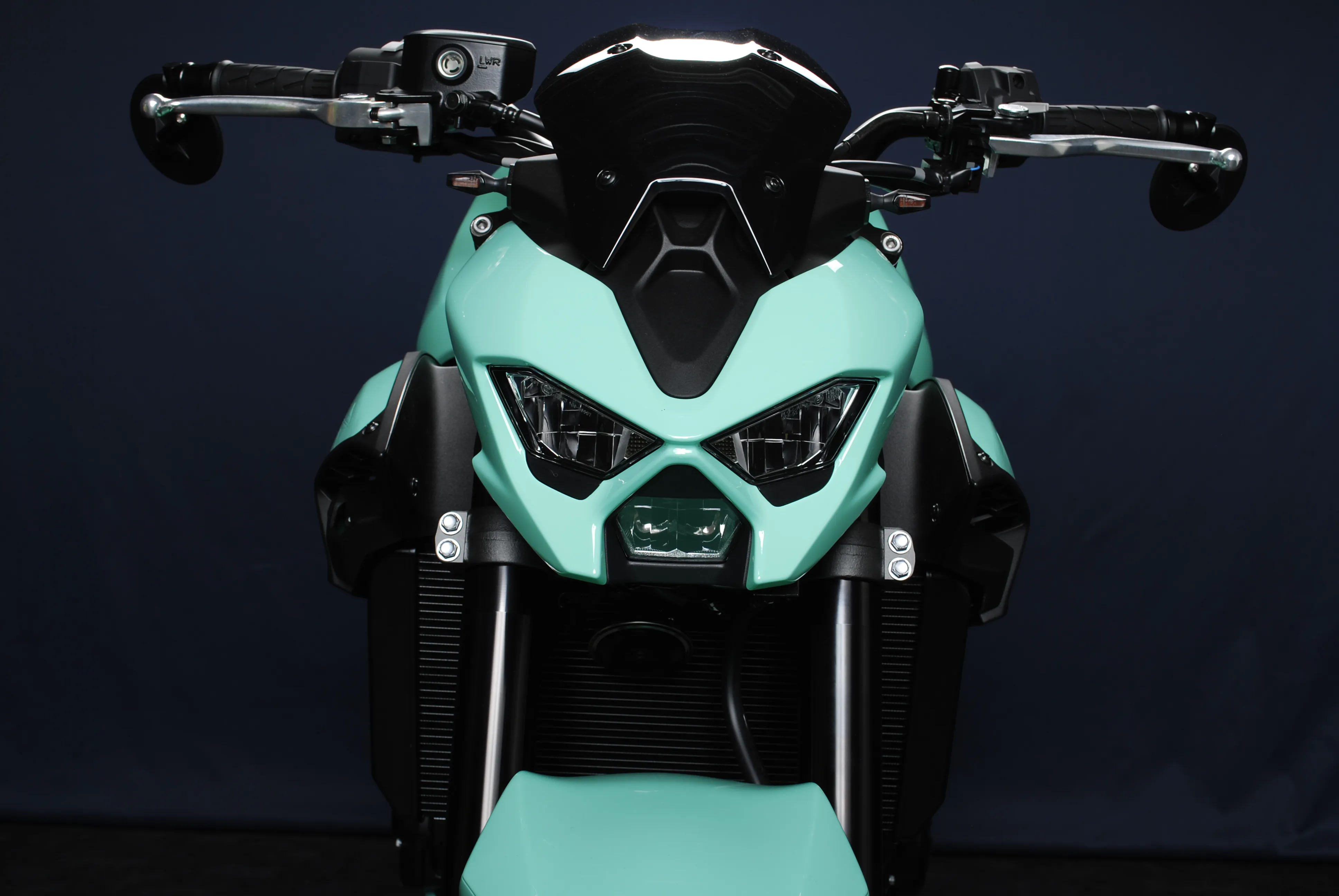 Z900 / MY26 Mint