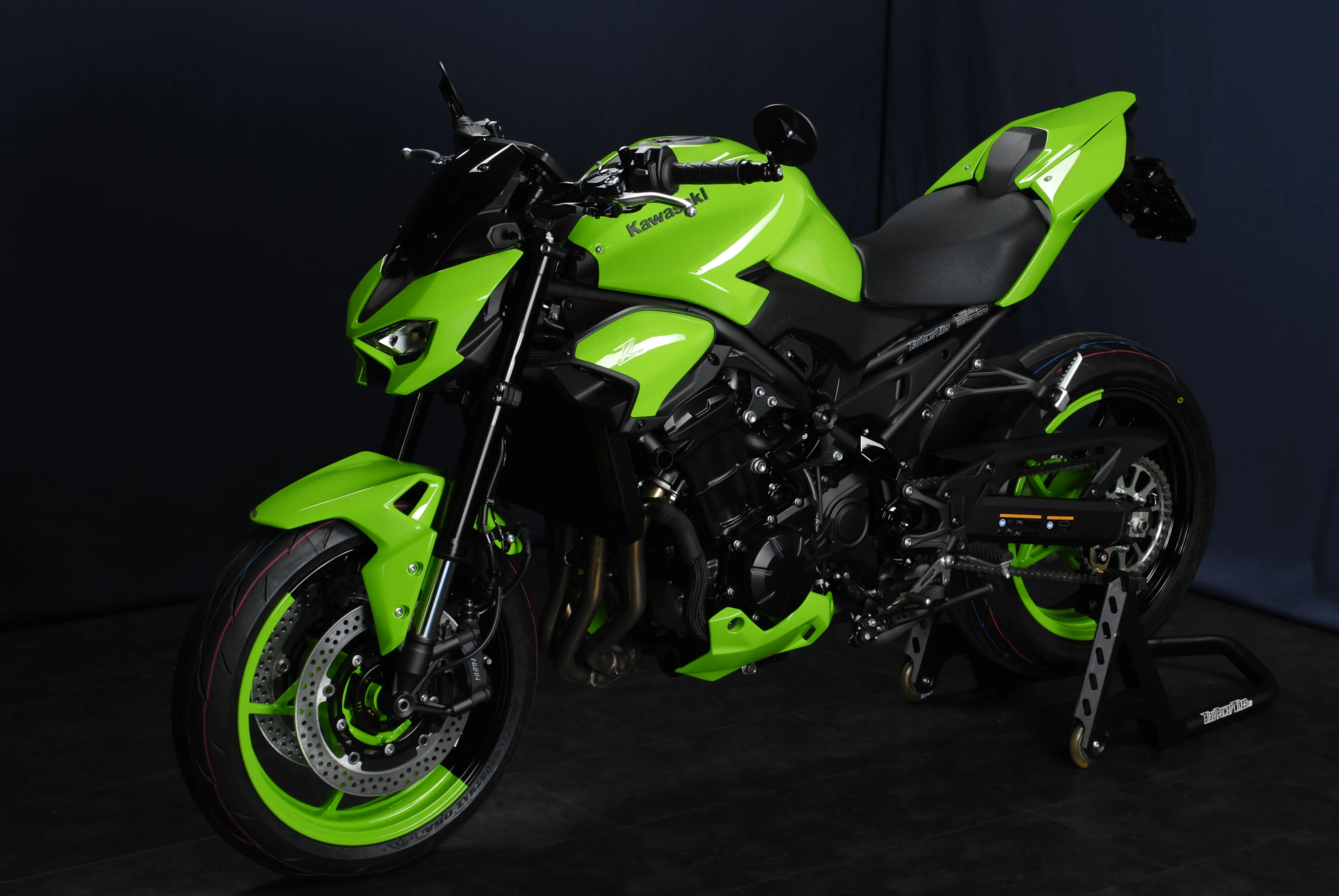 Z900 / MY26 Racing-Green