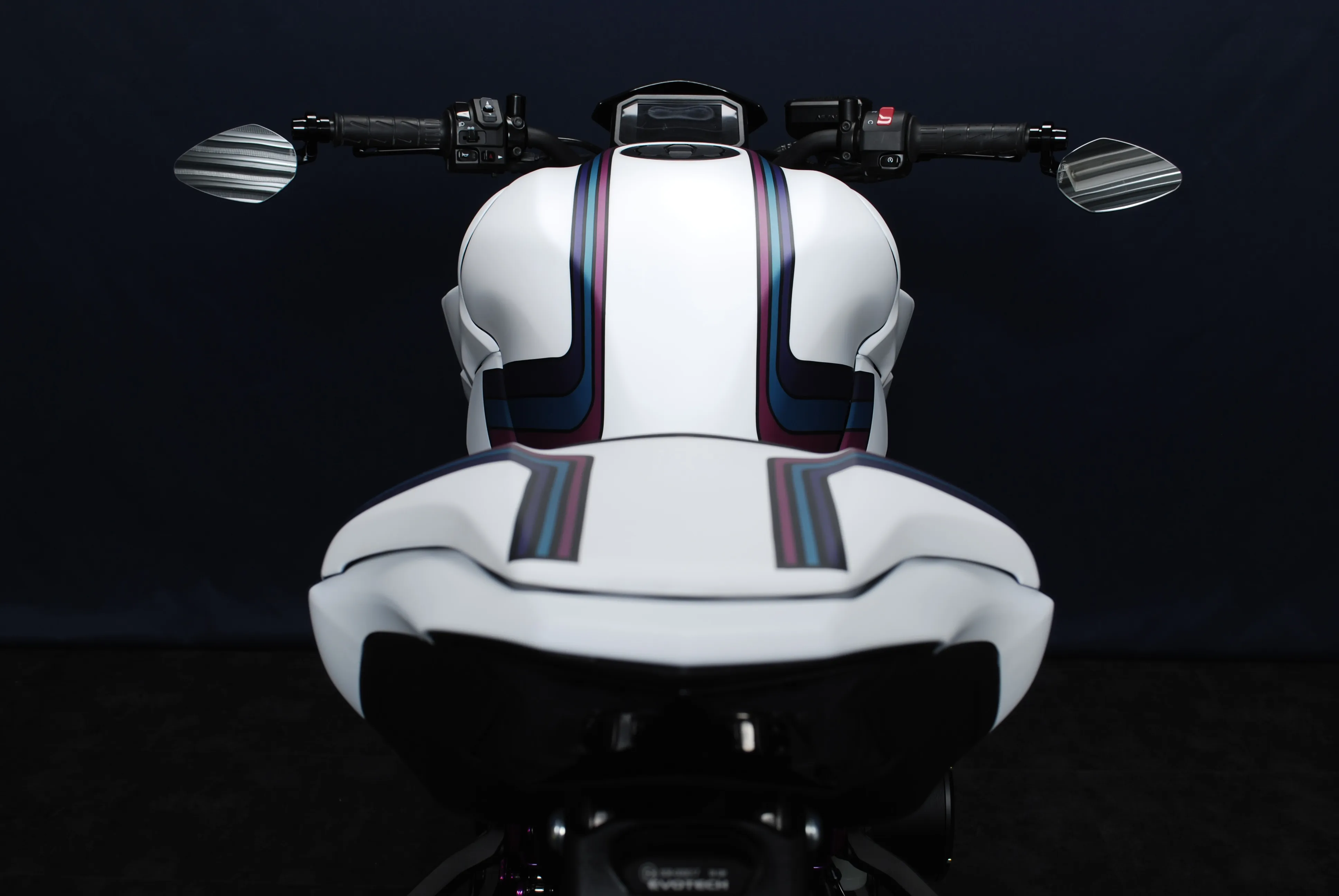 Z900 / Weiss-Candy Violett