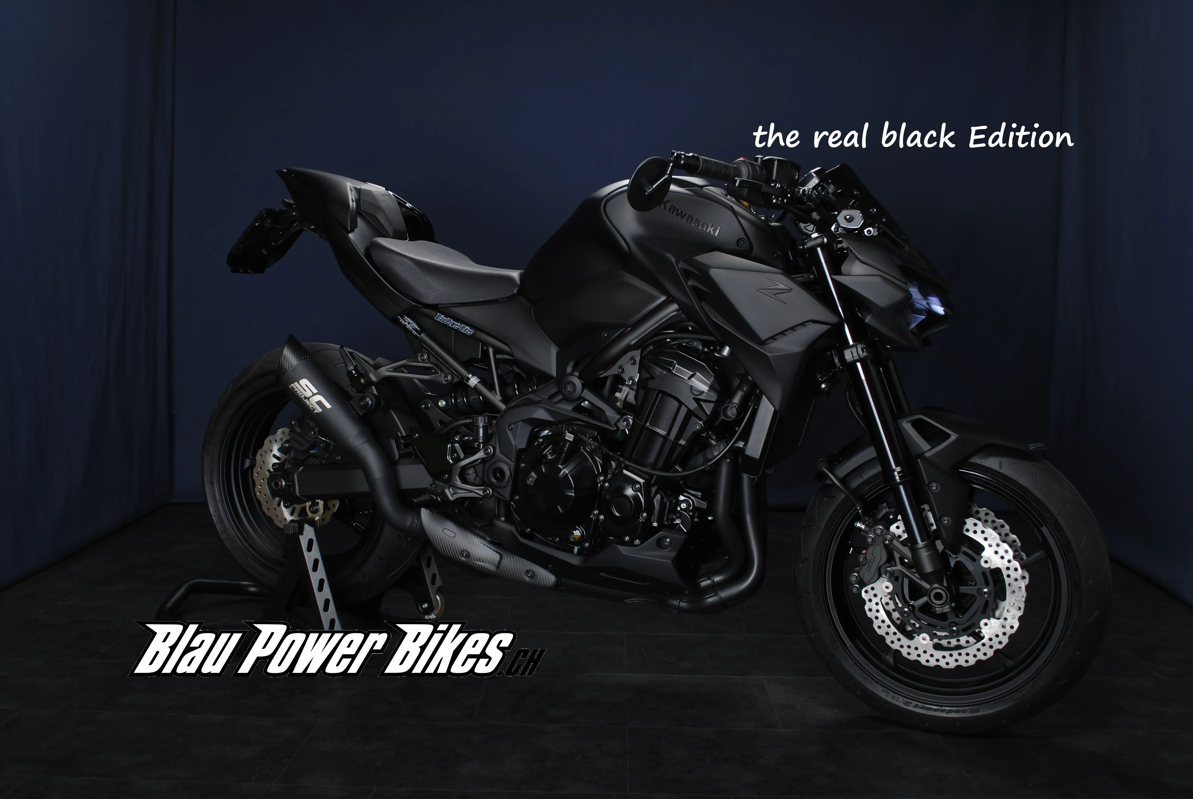 Z900 / MY23 2-Face Black-Edition