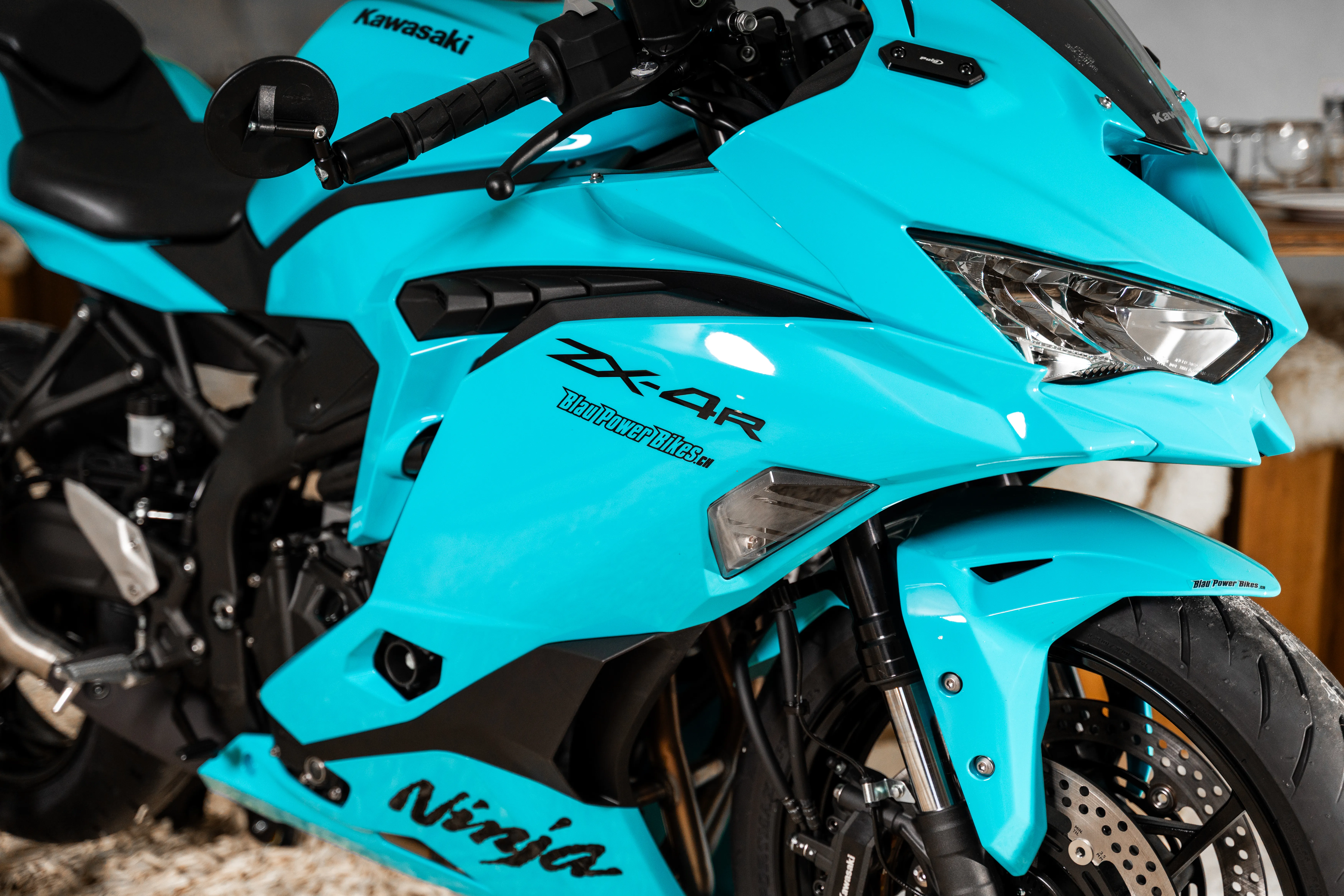 Ninja ZX-4R / Türkis