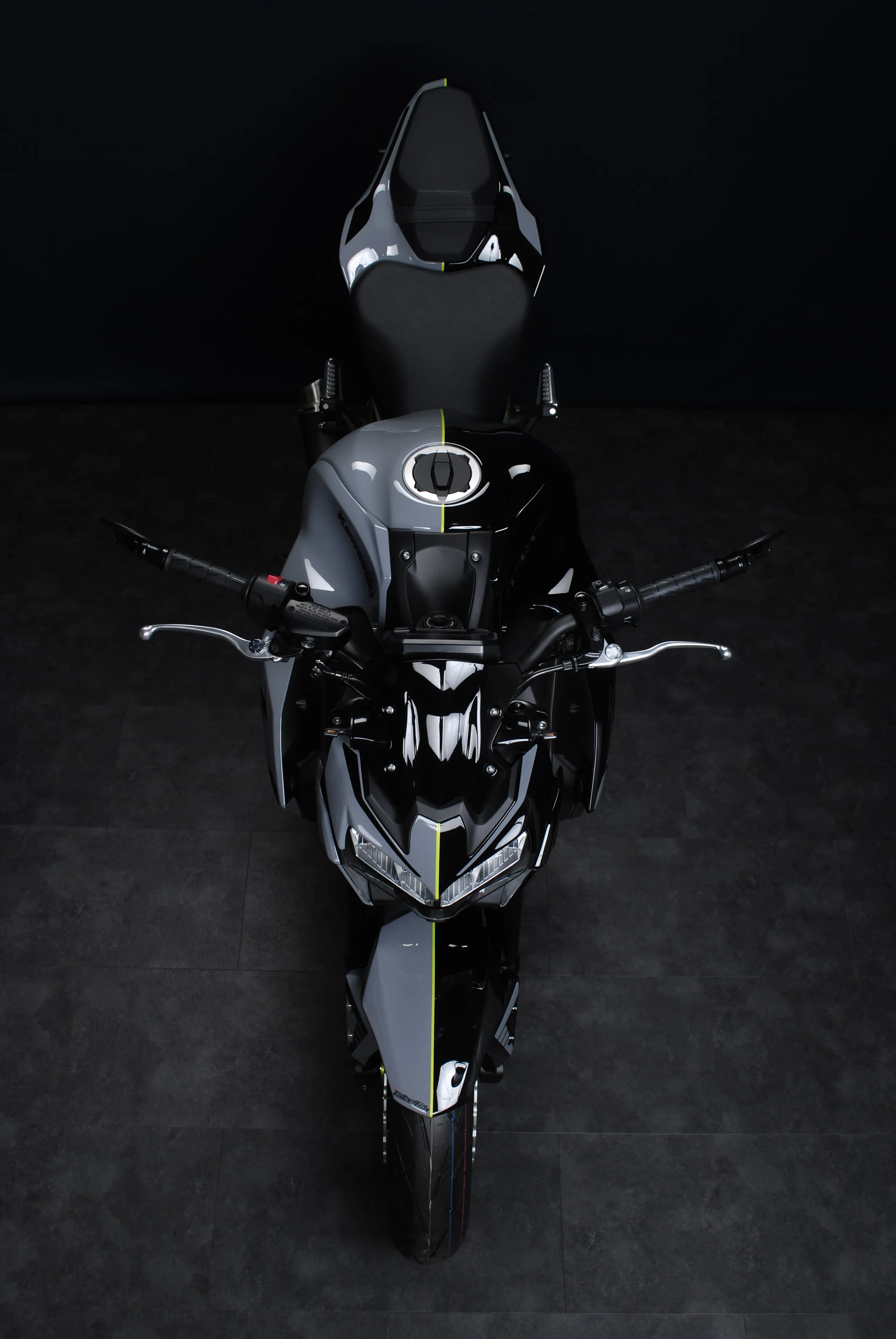 Z900 / MY21 2-Face Schwarz-Grau