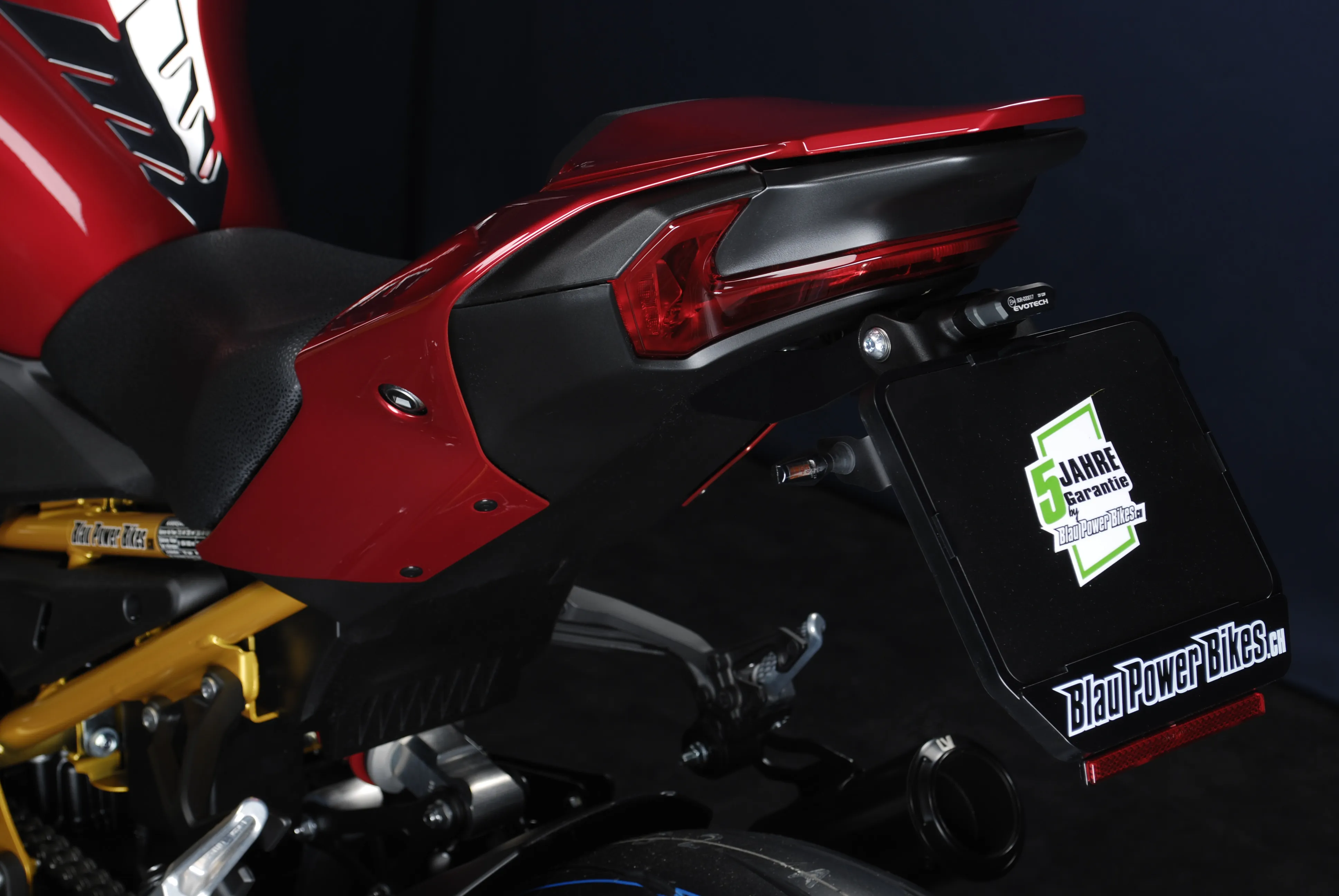 Z900 / MY26 Red