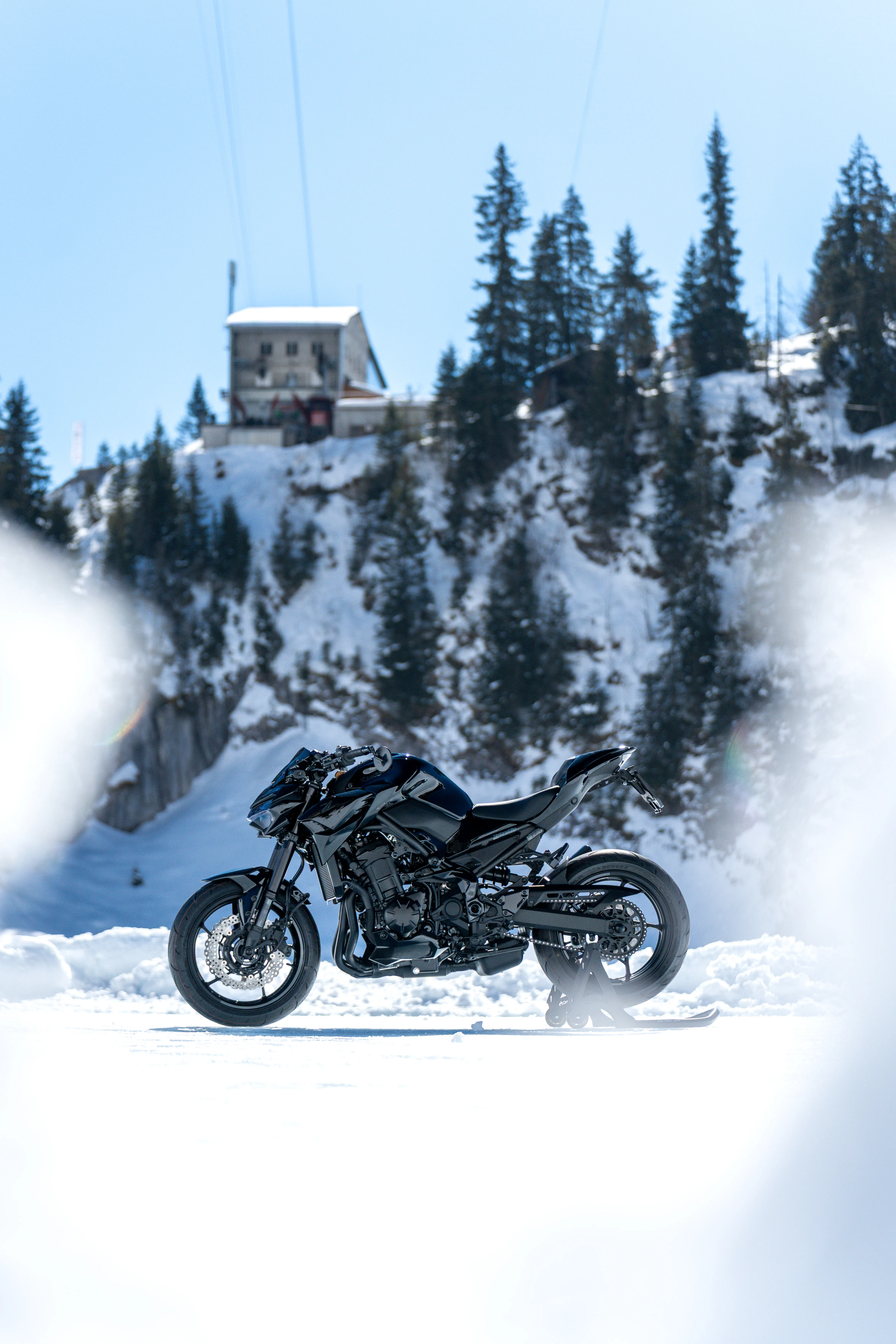 Z900 / MY23 2-Face Black-Edition