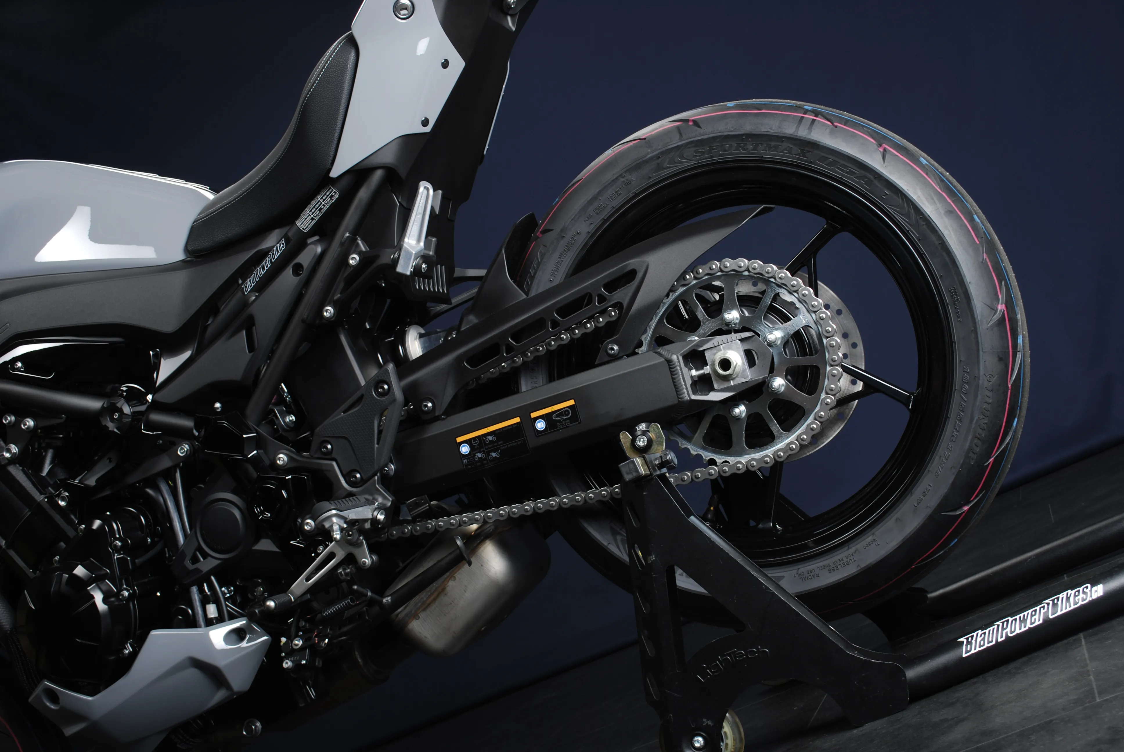Z900 / MY25 Grau