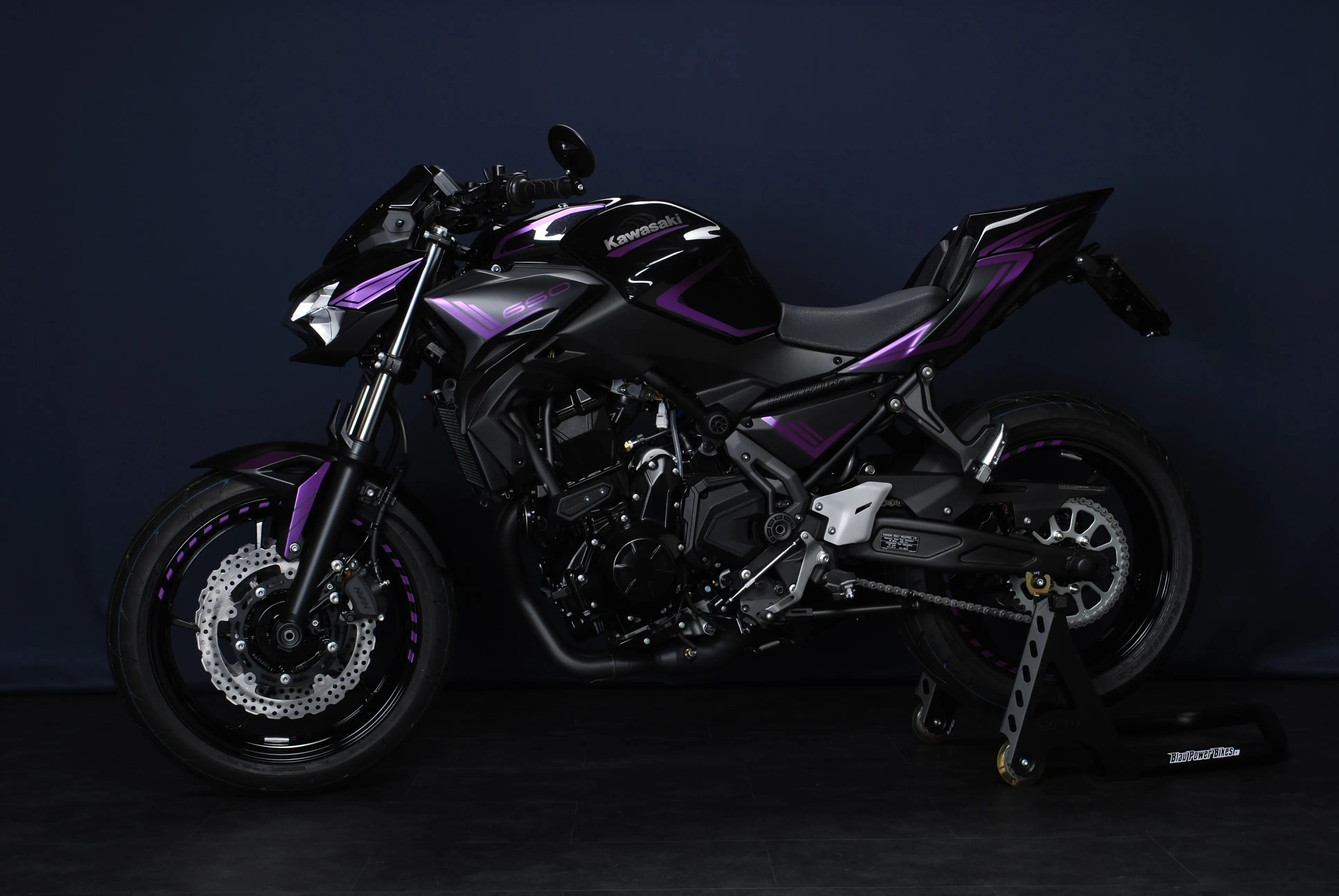 Z650 / Foliendesign