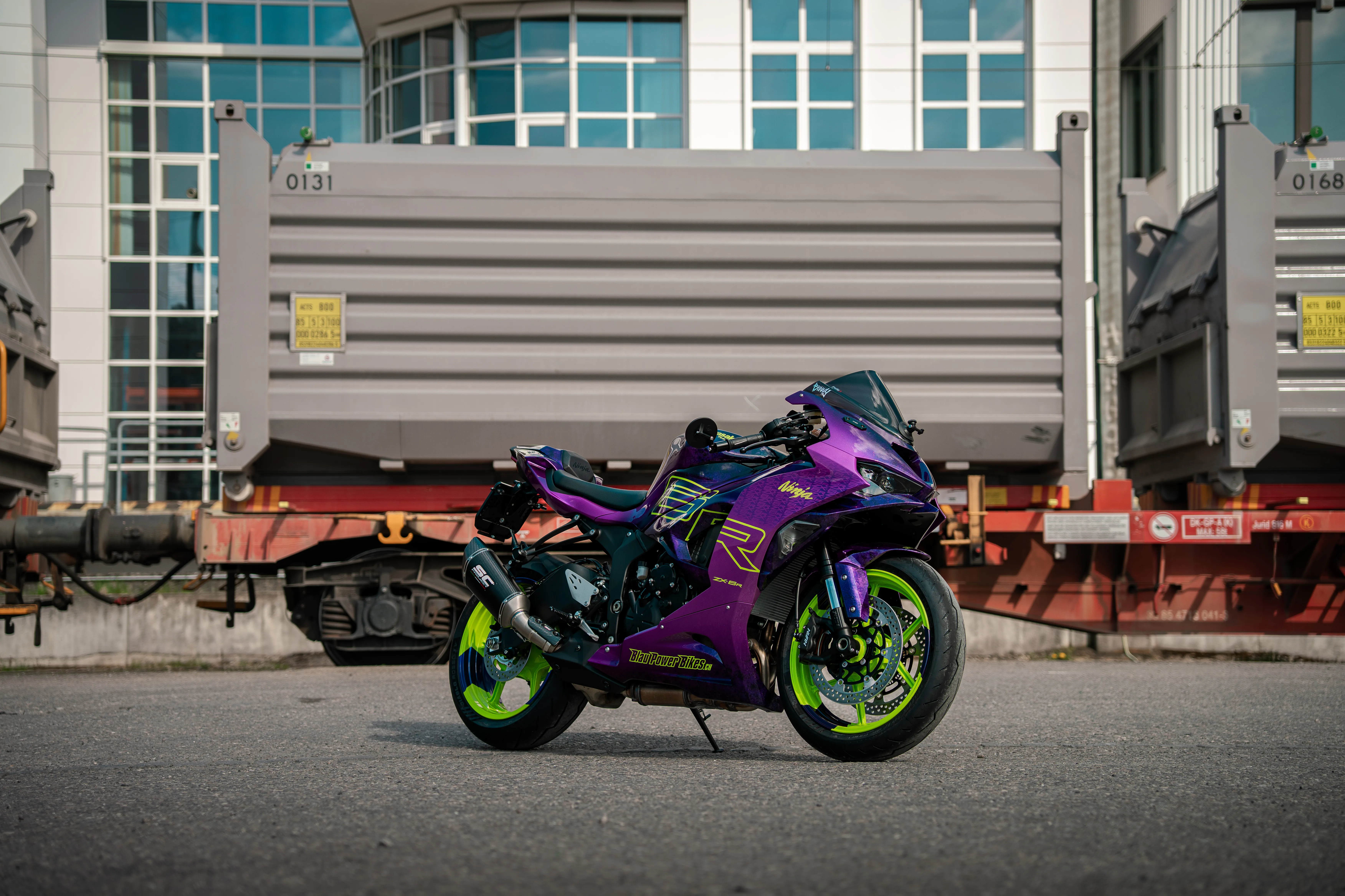 Ninja ZX-6R / Full Custom